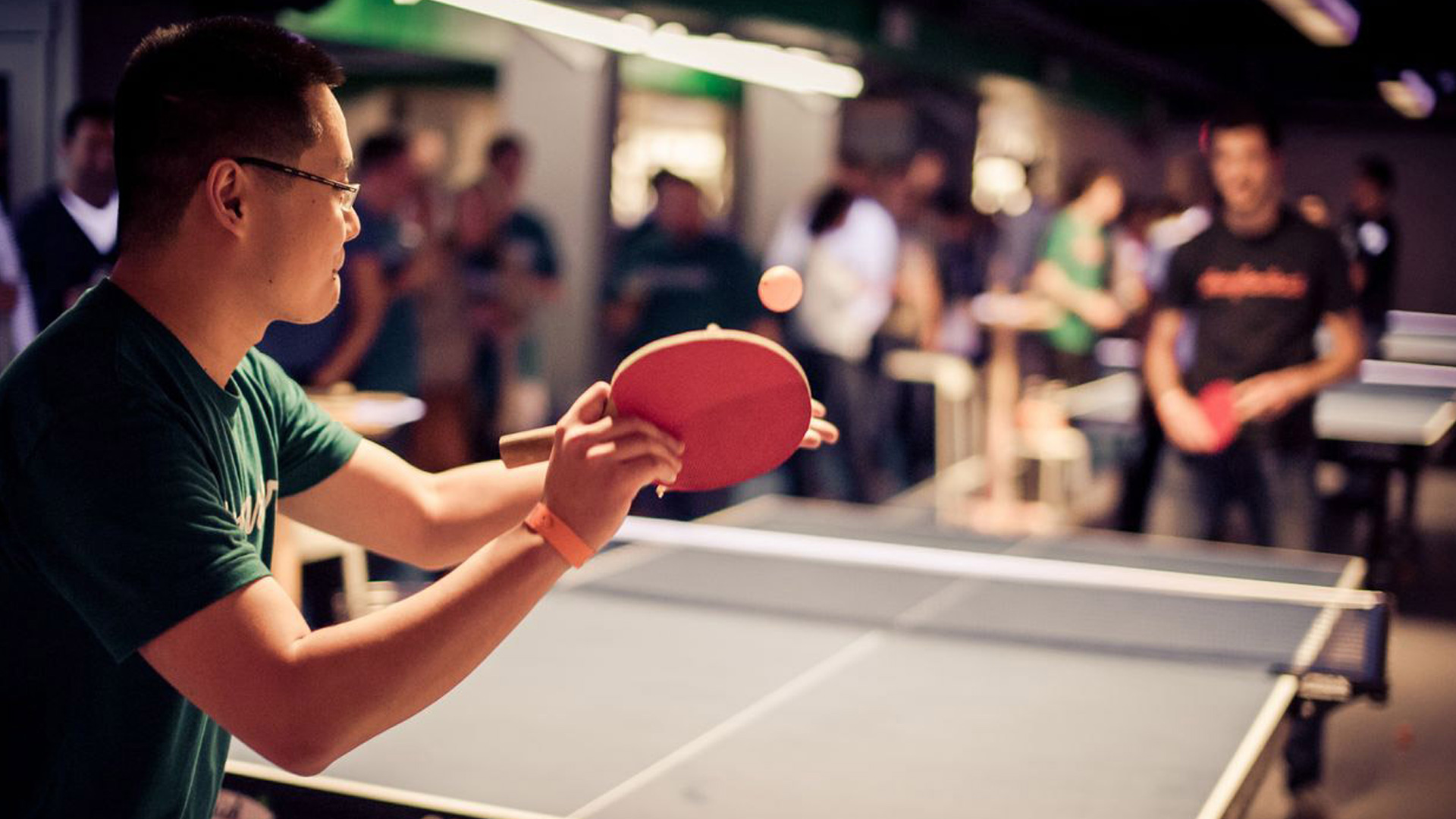 آموزش پینگ پنگ حرفه‌ای